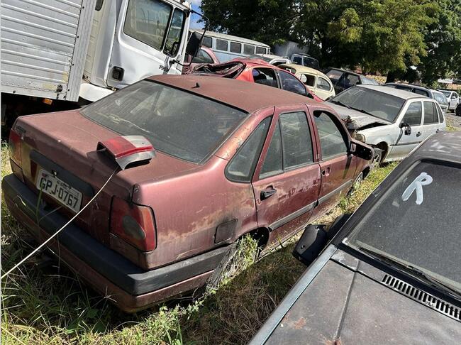SUCATA DO VEÍCULO I FIAT/TEMPRA I  ANO/MOD: 1993/1993 I VERMELHO I GASOLINA