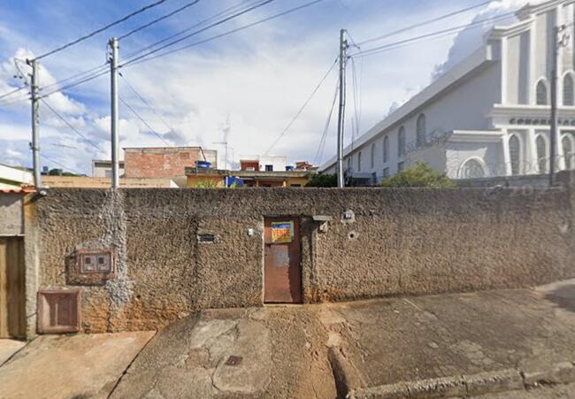 02 CASAS I AMBAS EM ALVENARIA I  B. FLAMENGO I CONTAGEM/MG