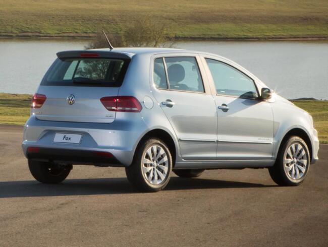 VOLKSWAGEN NOVO FOX | ANO/MODELO: 2014/2015 | PRATA
