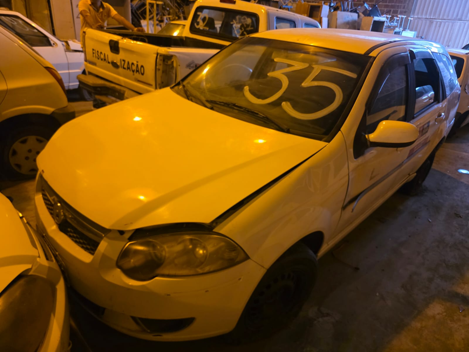 FIAT/PALIO WK ATTRAC 1.4 - PLACA: OGD-7715 - ANO/MODELO: 2013/2013 - CHASSI: 9BD373121D5028315 - RENAVAM: 551802200 - COMBUSTÍVEL: ALCOOL/GASOLINA - COR: BRANCA