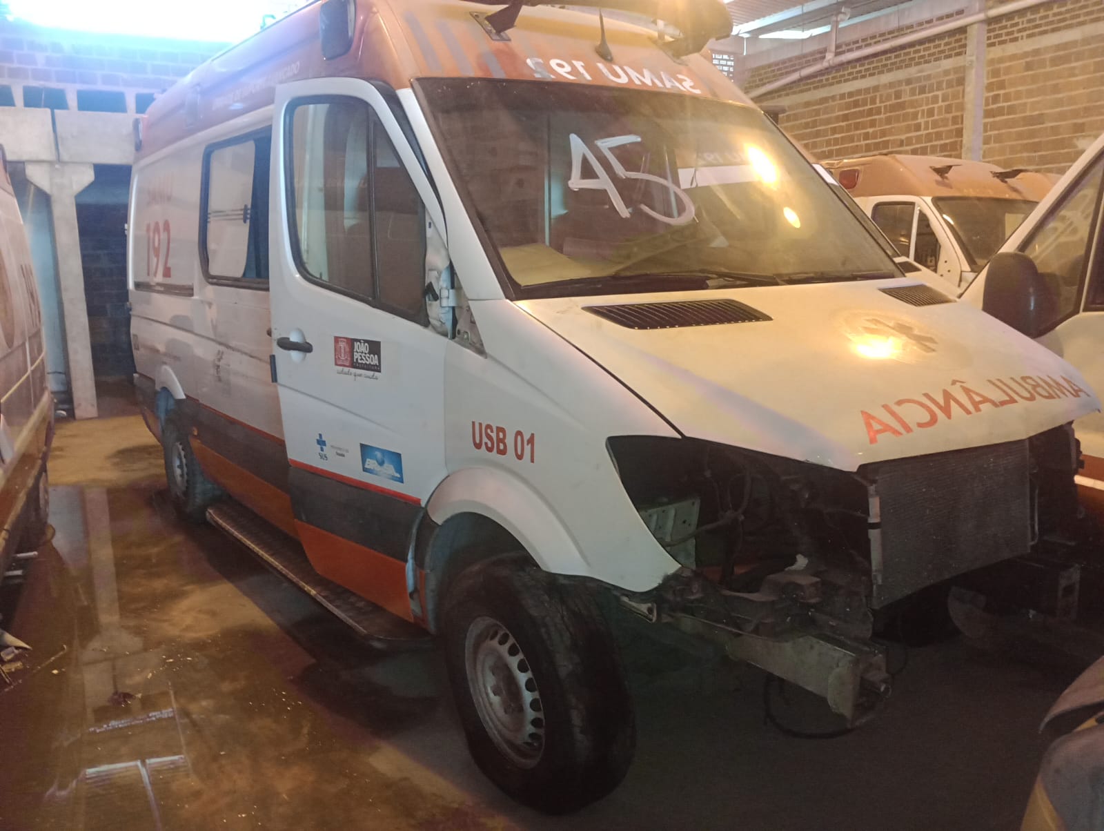 I/MB 15 SPRINT RONTAN AMB - PLACA: QSA-6384 - ANO/MODELO: 2017/2018 - CHASSI: 8AC906633JE148939 - RENAVAM: 1158631895 - COMBUSTÍVEL: DIESEL - COR: BRANCA OBS: VEÍCULO SEM MOTOR