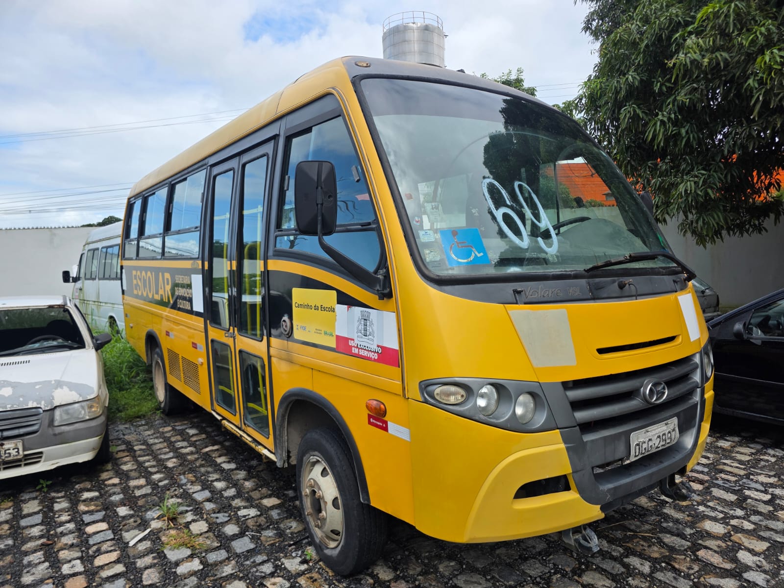 MARCOPOLO/VOLARE - PLACA: OGG--2997 - ANO/MODELO: 2013/2014 - CHASSI: 93PB54M10EC048798 - RENAVAM: 595244149 - COMBUSTÍVEL: DIESEL - COR: AMARELA