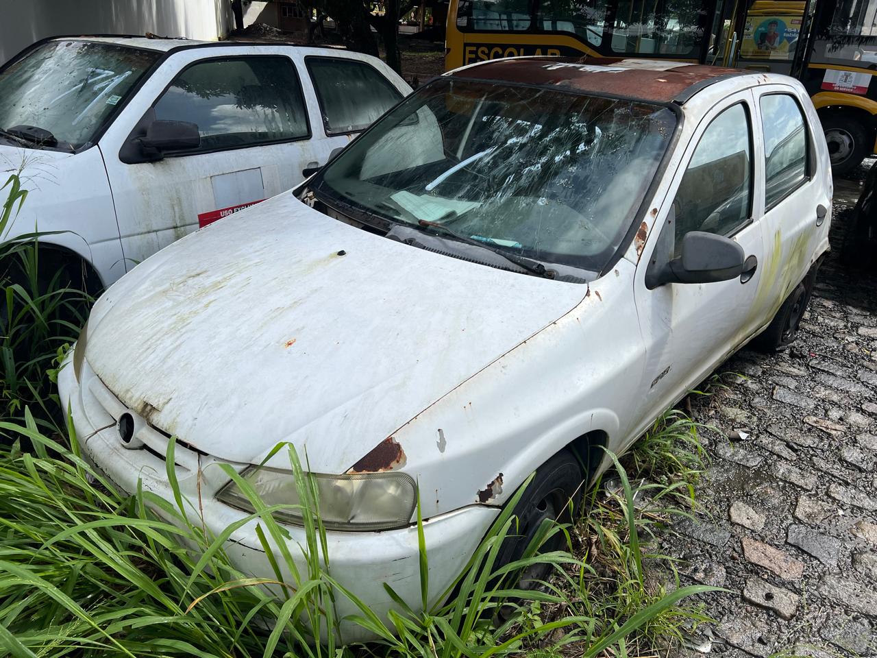 GM/CELTA 4P SPIRIT - PLACA: MNG-6662 - ANO/MODELO: 2006/2006 - CHASSI: 9BGRX48906G183011- RENAVAM: 878265660 - COMBUSTÍVEL: ALCOOL/GASOLINA - COR: BRANCA