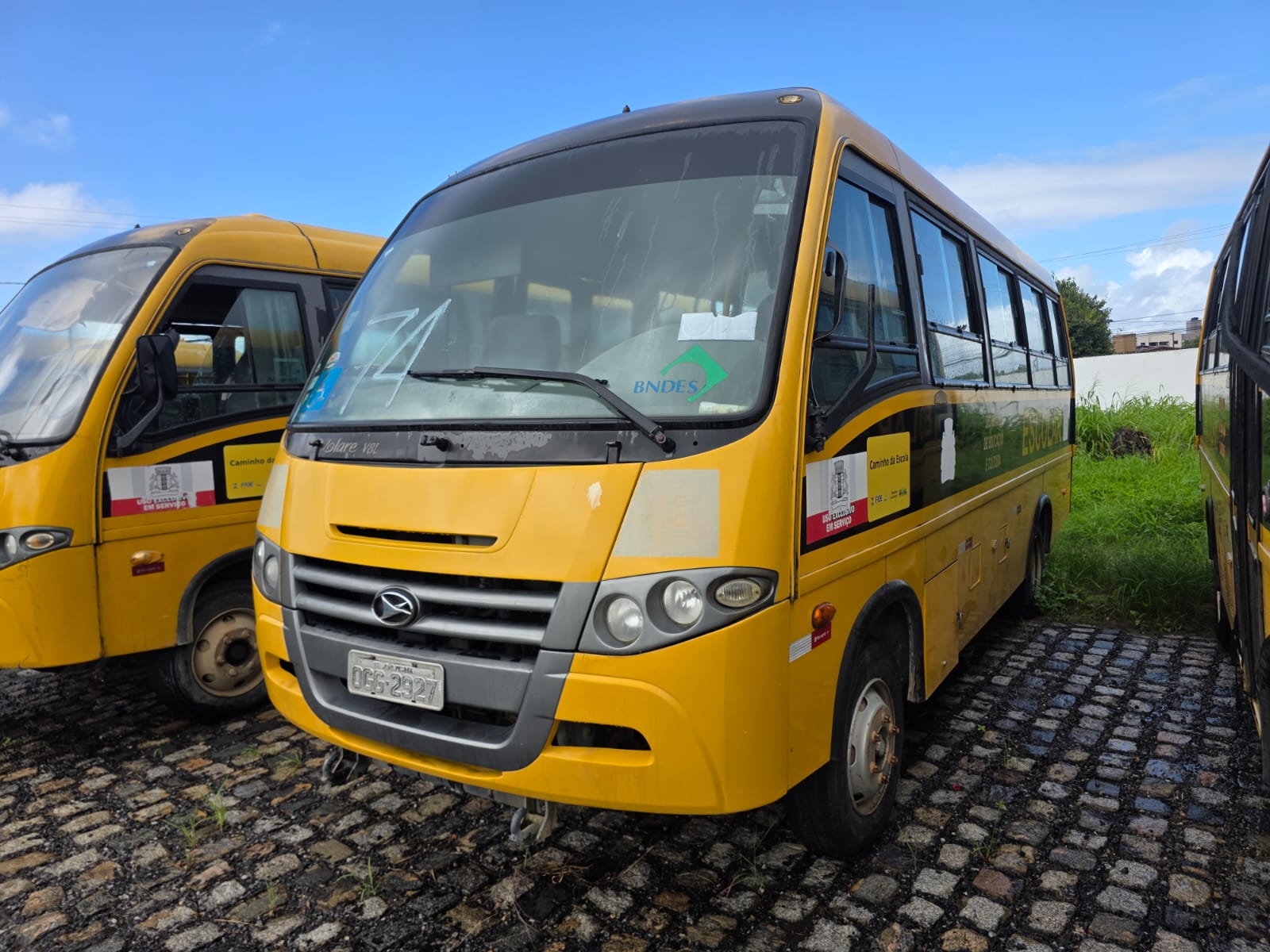 MARCOPOLO/VOLARE V8L - PLACA: OGG-2927 - ANO/MODELO: 2013/2014 - CHASSI: 93PB55M10EC049177 - RENAVAM: 595242413 - COMBUSTÍVEL: DIESEL - COR: AMARELA