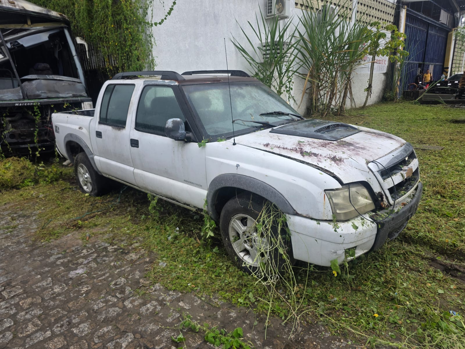 GM/S10 ADVANTAGE - PLACA: MOM-3343 - ANO/MODELO: 2009/2009 - CHASSI: 9BG138HF09C437804 - RENAVAM: 135266440 - COMBUSTÍVEL: ALCOOL/GASOLINA - COR: BRANCA