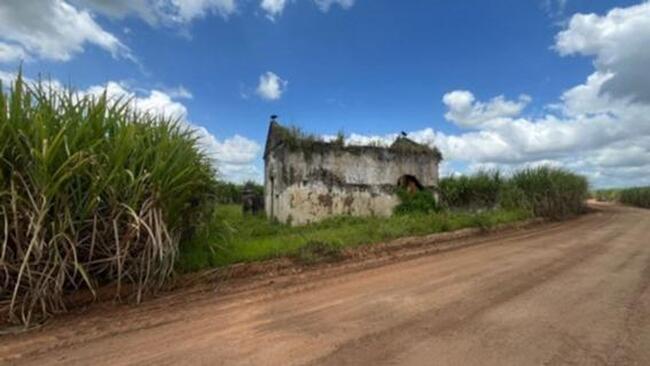 COMPREI (PGFN) -  Imóvel denominado Fazenda Bahia com área de 52 hectares, situado no município de Cruz do Espírito Santo/PB, pertencente a Cia Usina São João.