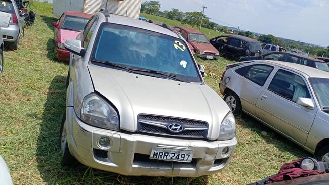 VEÍCULO COM DIREITO A DOCUMENTO - POTIRENDABA - DER