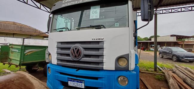 CAMINHAO VW