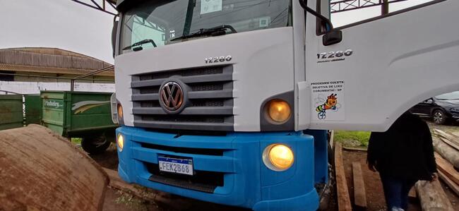 CAMINHAO VW