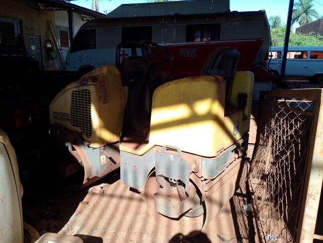 rolo compactador wacker neuson