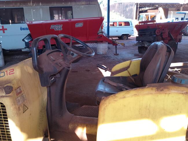 rolo compactador wacker neuson