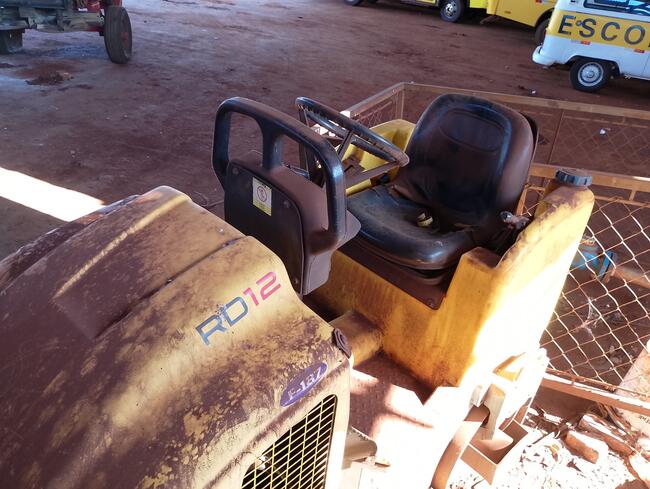 rolo compactador wacker neuson