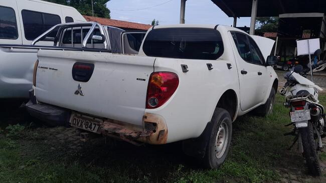 MITSUBISHI L 200 TRITON 3.2