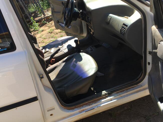 SAVEIRO 1.6 CAMINHONETE