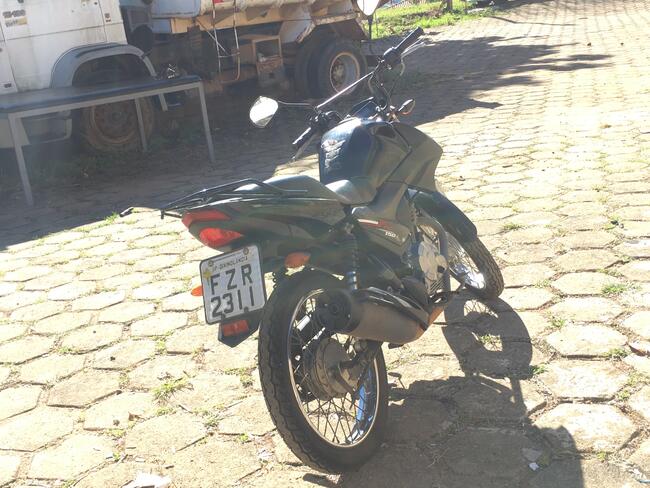 MOTO YAMAHA FACTOR