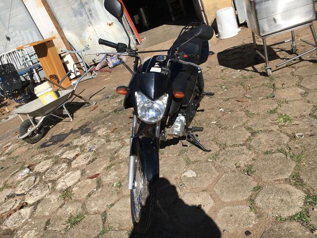 MOTO YAMAHA FACTOR