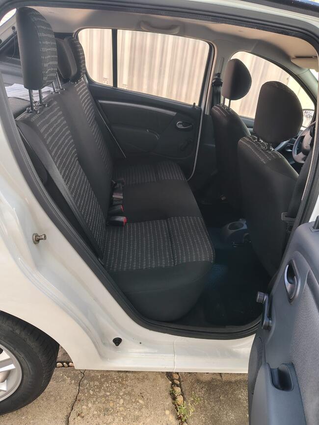 RENAULT SANDERO