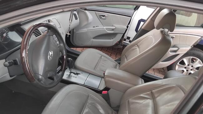 hyundai azera v6
