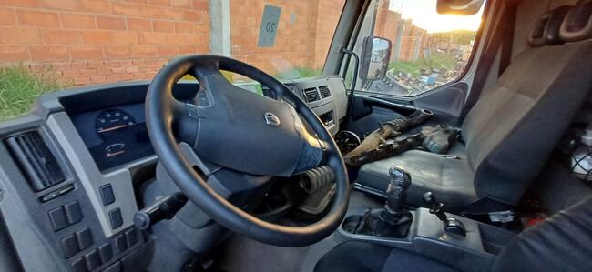 CAMINHÃO VOLVO VM 220 CAMINHÃO VOLVO VM 220