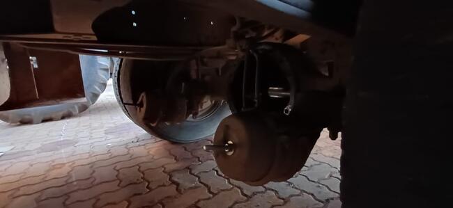 CAMINHÃO VOLVO VM 220