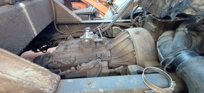 CAMINHÃO VOLVO VM 220