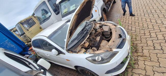 CHERY CELER 1.5FFHB FL