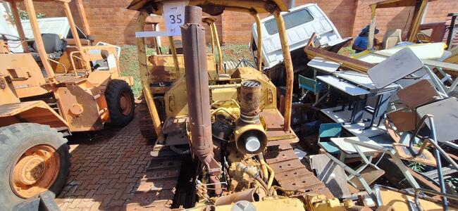 TRATOR ESTEIRA CATERPILLAR