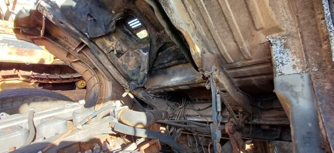 VW/ CAMINHÃO BASCULANTE 13.180