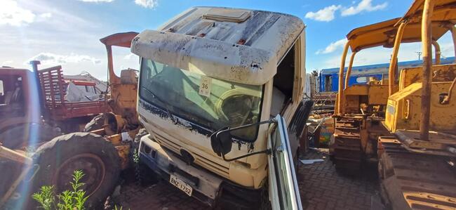 VW/ CAMINHÃO BASCULANTE 13.180