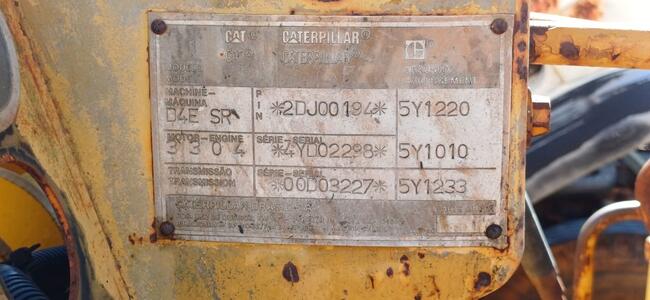 TRATOR DE ESTEIRA CATERPILLAR D4E SR