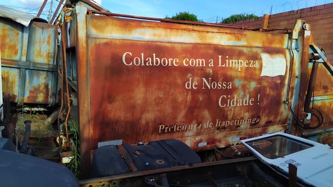 CAÇAMBA COMPACTADORA DE LIXO, AZUL