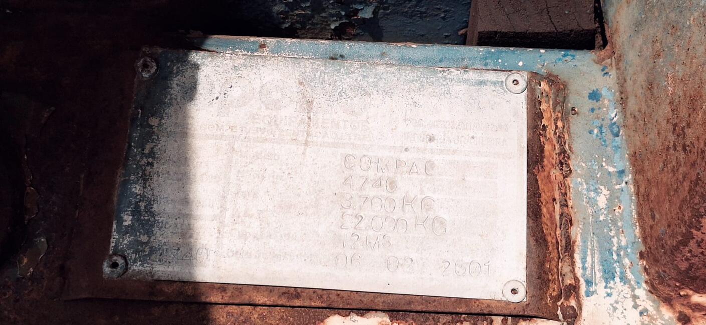 CAÇAMBA COMPACTADORA DE LIXO, AZUL