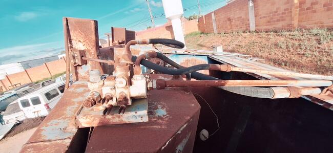 CAÇAMBA COMPACTADORA DE LIXO, AZUL