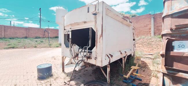 CAÇAMBA COMPACTADORA DE LIXO, BRANCO