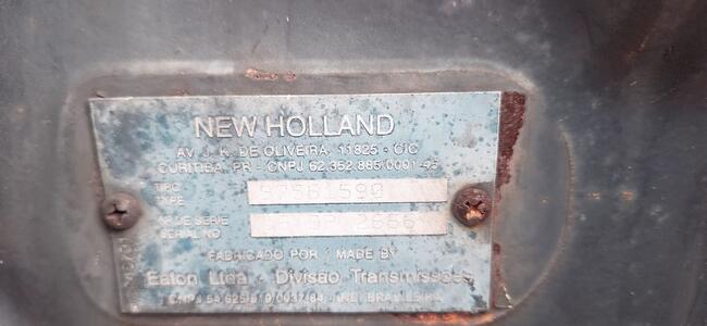 TRATOR NEW HOLLAND