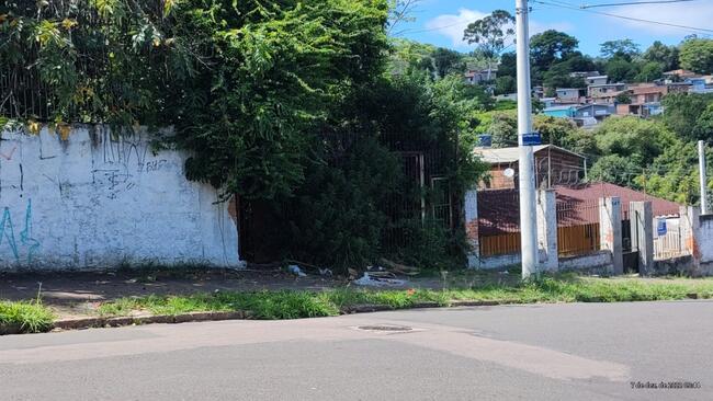 LEILÃO JUDICIAL DE UM TERRENO C/ÁREA DE 488,4M² - PORTO ALEGRE/RS