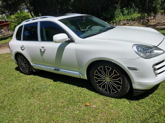 LEILÃO JUDICIAL DE VEÍCULO: PORSCHE CAYENNE S, PLACA: EDP6228 E OUTROS BENS - MASSA FALIDA DE CONCEITUAL CONSTRUTOTRA LTDA