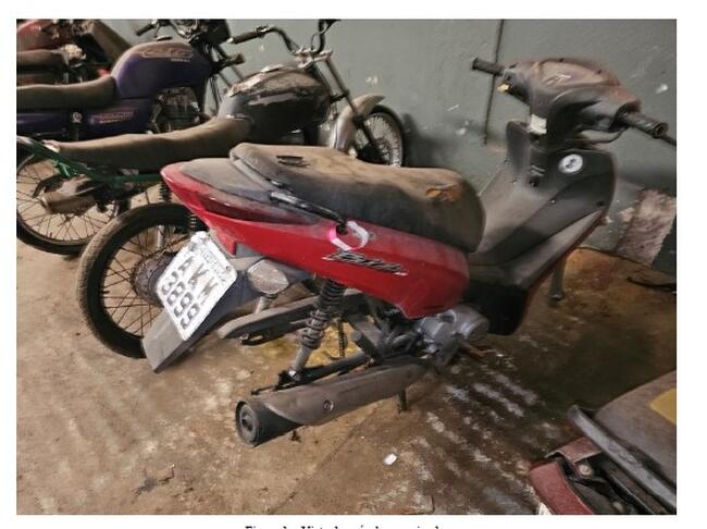 LEILÃO JUDICIAL DE SUCATA - MOTOCICLETA HONDA/ BIZ 125 ES - PLACA: AKM.3899