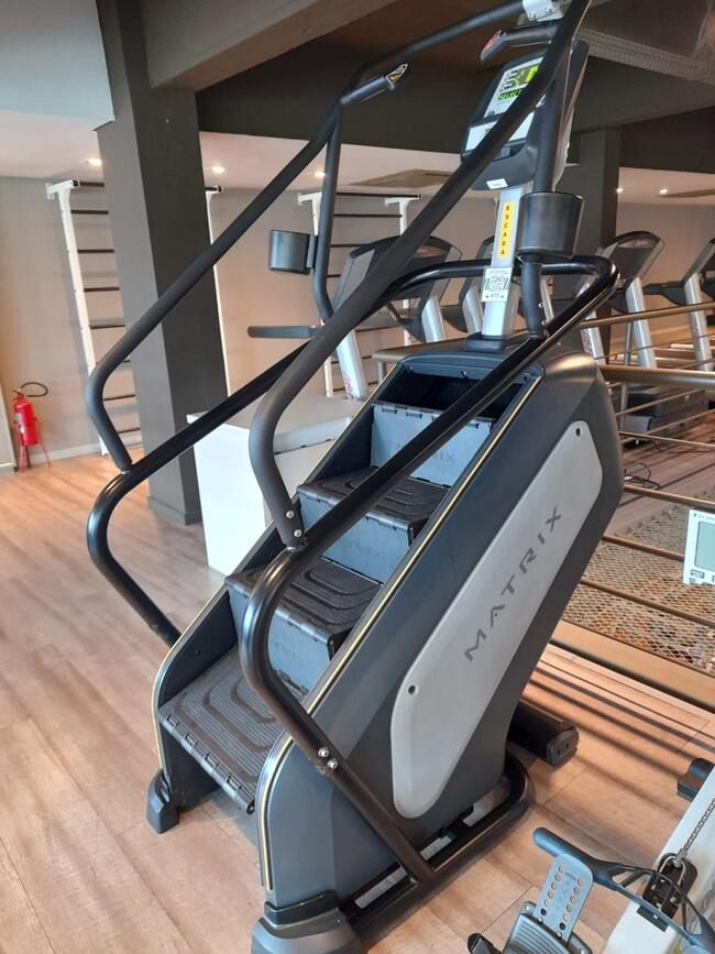 VENDA DIRETA JUDICIAL DE EQUIPAMENTOS PARA ACADEMIA