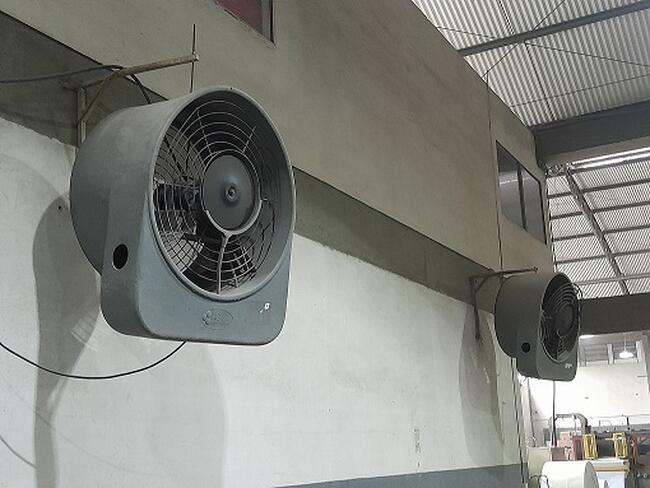 VENDA DIRETA  JUDICIAL DE 04 CLIMATIZADORES DE AR  E 01 BEBEDOR DE ÁGUA