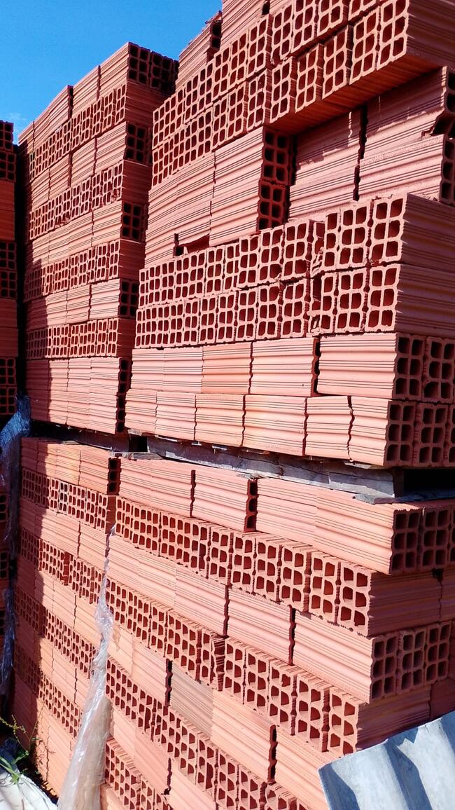 LEILÃO JUDICIAL DE 150 MIL PEÇAS DE TIJOLO GAÚCHO 9x14x19