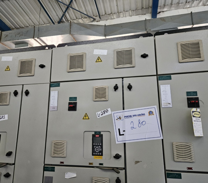 01 PAINEL TRIPLO C/ 3 INVERSORES C6 PG 1/2/3