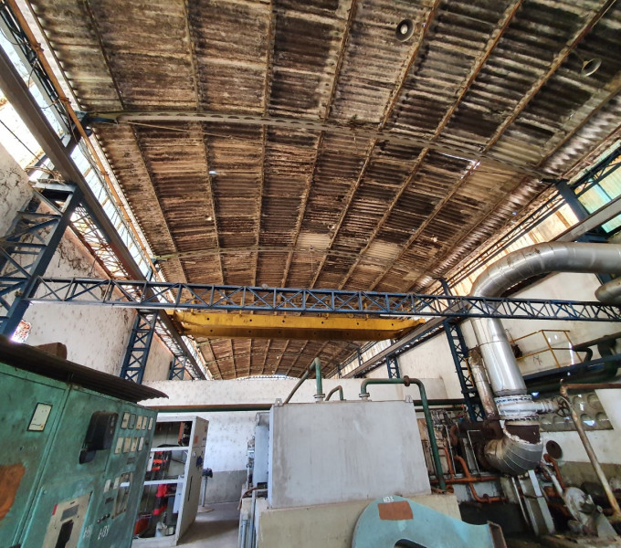 Prédio da casa de força estrutura em vigas, telhas e tesouras 55m x 15m