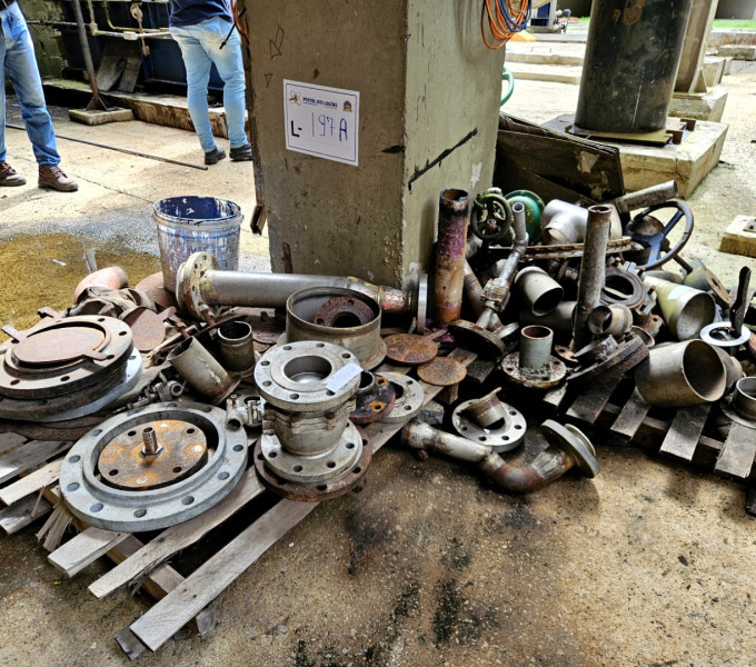 DIVERSAS VÁLVULAS E FLANGES