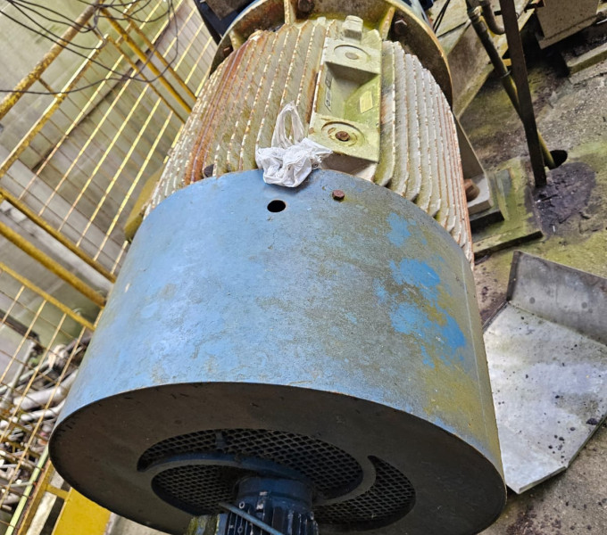 01 DISCHARGER Y-1209 INOX, TRANSPORTADOR DE AMOSTRA C/ PAINEL