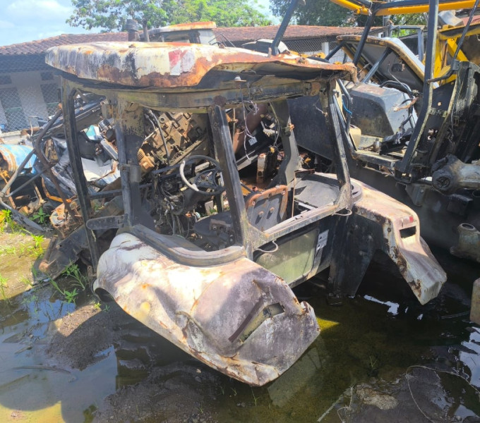 TRATOR YTO, DESMONTADO,(OBS: SUCATEADO)