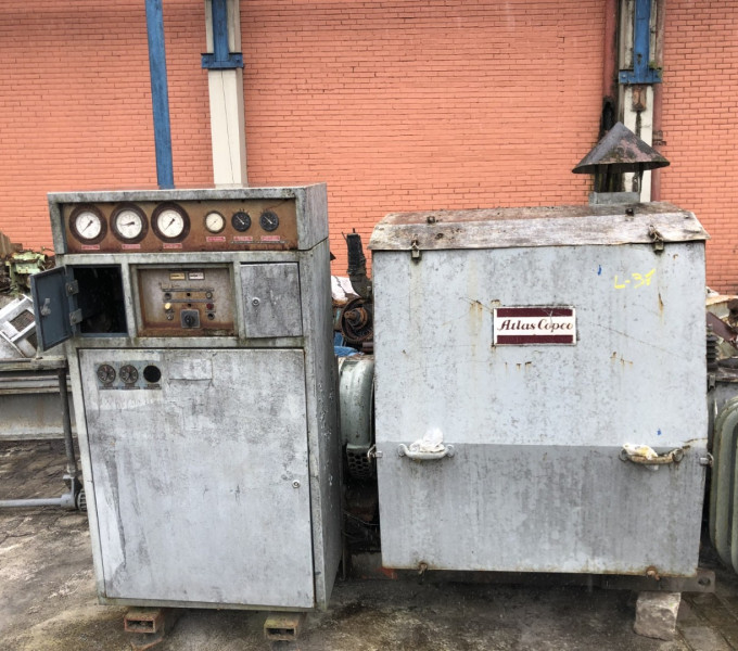 01 COMPRESSOR PARAFUSO - ATLAS COPCO (GA37-100TF 380V)