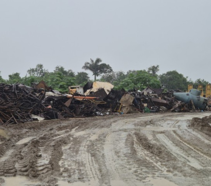 Grande qtd de sucata ferrosa aprox. 300ton
