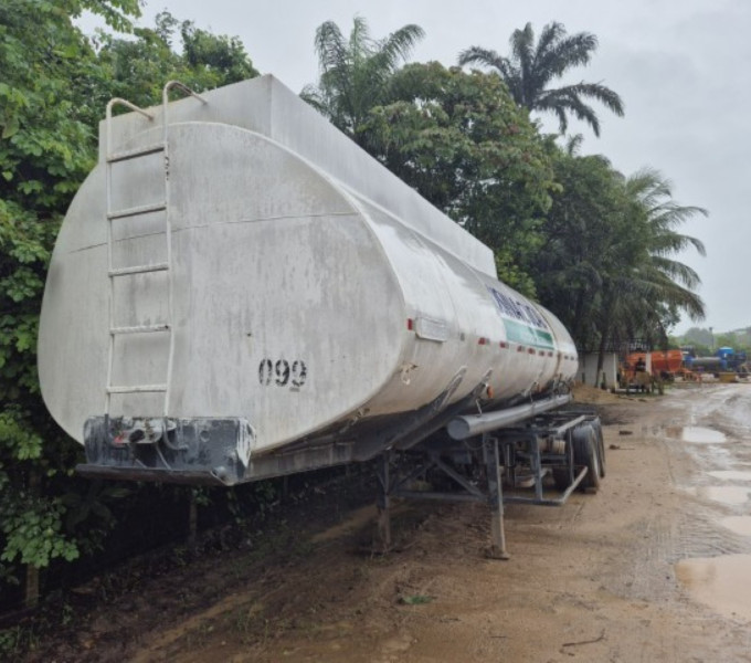 Semi reboque Tanque Kronorte