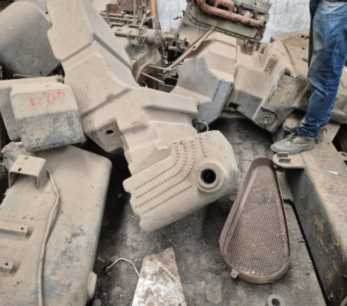 05 tanques de combustivel p/ trator